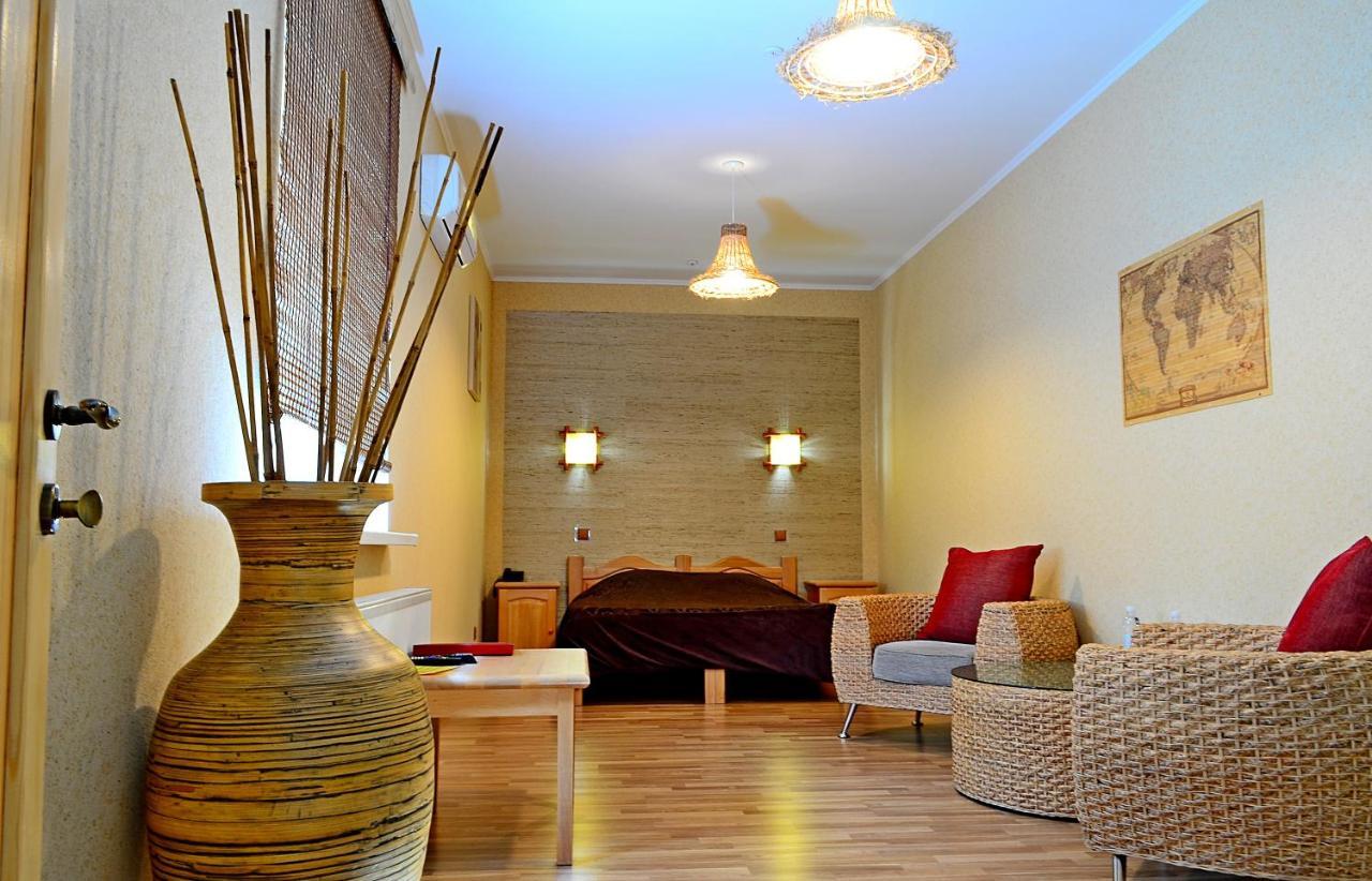 Etoile Hotel Charkov Buitenkant foto